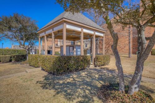 3801 14th St, Plano TX  75074-7109 exterior