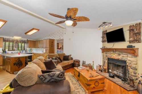 6592 Pebble Ln, Oxford NC  27565-4807 exterior