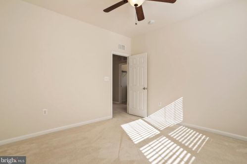 445 Lord Fairfax St, Charles Town WV  25414-2603 exterior