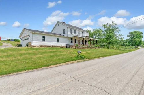 266 Pumpkin Hollow Rd, Georgetown, PA 15043-9506