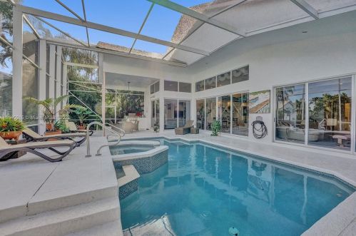 11646 Privado Way, Boynton Beach FL  33437-1924 exterior