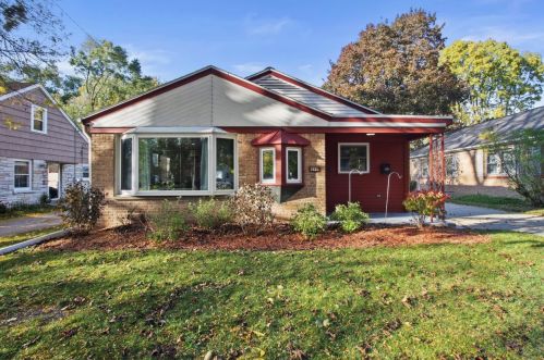 848 La Salle Ave, Milwaukee, WI 53209-4508