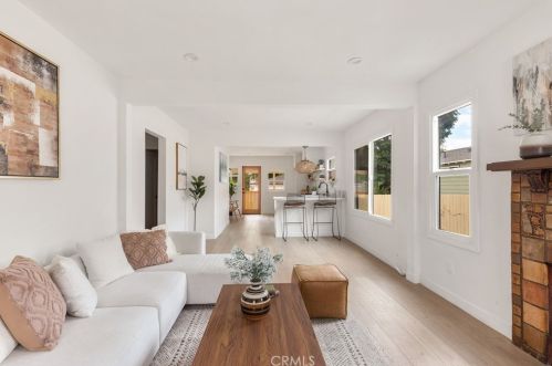 596 Mountain View St, Altadena CA  91001-4921 exterior