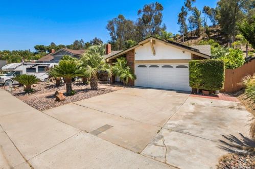 12615 Via Diego, Lakeside CA  92040-5042 exterior