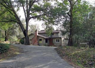 1490 Fawnwood Dr, Ukiah, CA 95482-7552