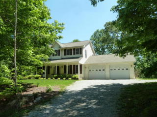 102 Bousman Cir, Hardy, VA 24101-5726