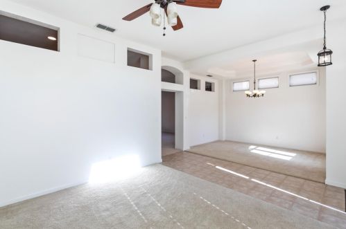 9247 Brown Rd, Elk Grove CA  95624-3917 exterior