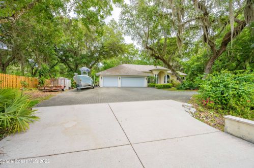 2655 Cox Rd, Cocoa, FL 32926-3532