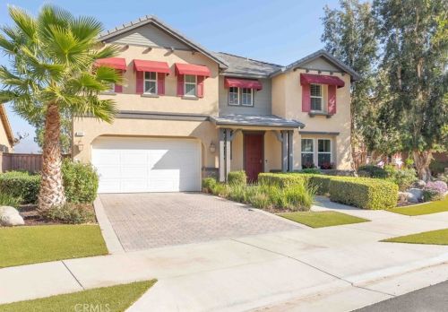 221 Pomegranate St, San Jacinto, CA 92582-2743