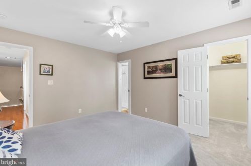 527 Willis St, Fredericksburg VA  22401-5650 exterior