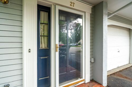 27 Cadogan Way, Nashua NH 03062-2286 exterior