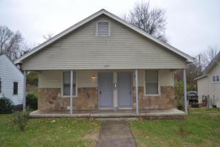 1906 Jefferson Ave, Knoxville, TN 37917-6855
