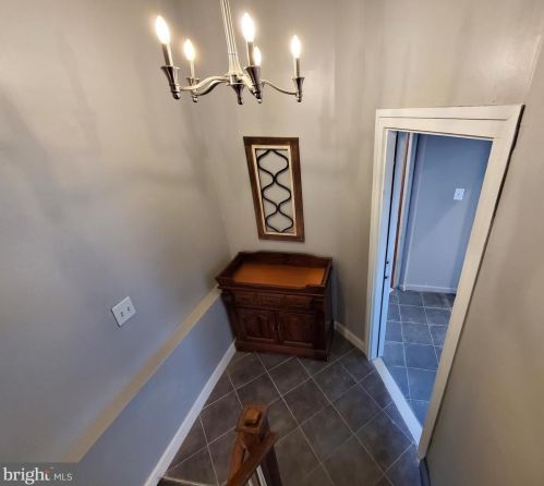 209 Front St, Trenton NJ 08608-2103 exterior