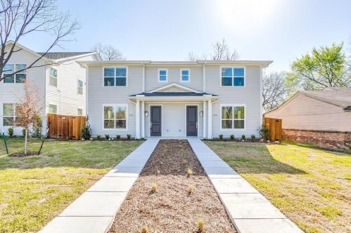 215 Athenia Dr, Fort Worth, TX 76114-4304