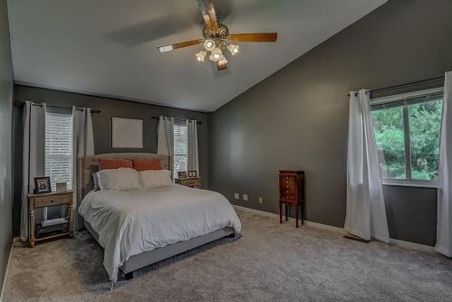 1764 Persimmon Ct, Florence KY  41042-2592 exterior