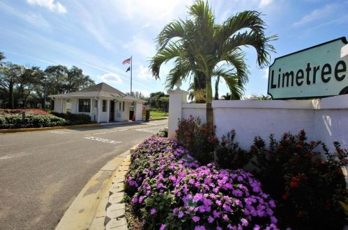 10164 45th Ter, Boynton Beach, FL 33436-4256
