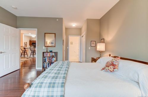 943 Tower Ridge Cir, Middletown NY  10941-2611 exterior