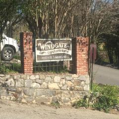 430 Lindsey St, San Marcos TX  78666-3325 exterior