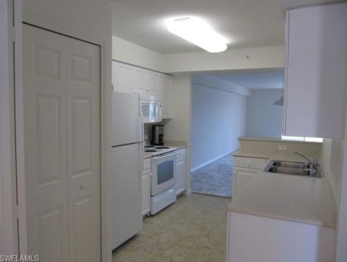 26640 Rosewood Pointe Dr, Bonita Springs, FL 34135-7549