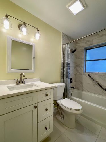 602 Beach Ave, Fort Pierce FL  34952-1327 exterior