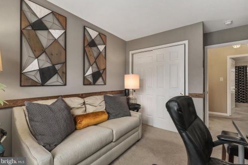 5344 Satterfield Dr, Woodbridge VA  22193-3408 exterior