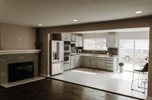 6305 Leon Ter, Milwaukee WI  53218-4932 exterior