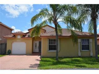 9250 168th Pl, Miami, FL 33196-4833