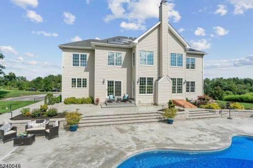 7 Flagstone Hill Rd, Wantage NJ  07461-2236 exterior