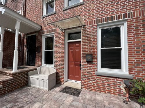 2545 Radcliff Ave, Bronx NY  10469-4205 exterior