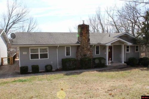 1805 Lakeshore Rd, Bull Shoals, AR 72619-2527
