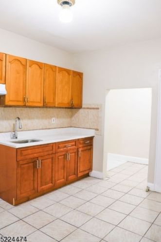 939 Main St, Paterson NJ  07503-2341 exterior