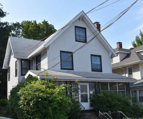 3 Gibson Ct, Norwalk, CT 06854-3530