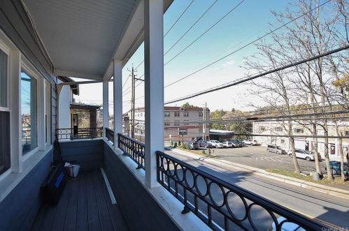 112 Croton Ave, Crotonville, NY 10562-4204