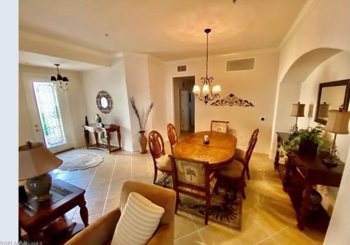 10478 Smokehouse Bay Dr, Naples, FL 45202-4740