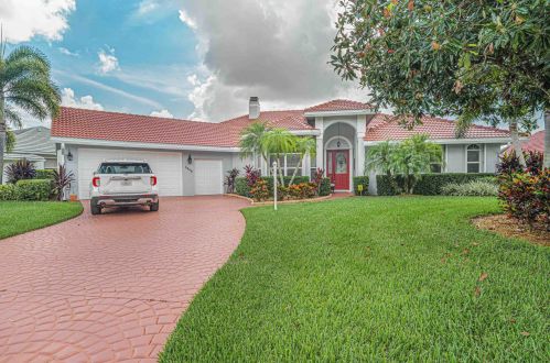 1546 Mockingbird Cir, Fort Pierce, FL 34986-2047
