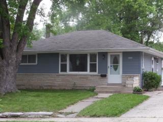 2222 Norton Ave, Waukesha, WI 53188-2118