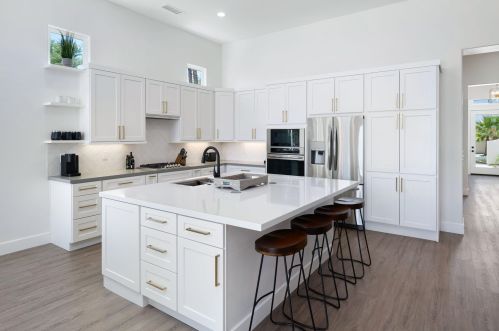 116 Via Las Flores, Rancho Mirage CA  92270-5205 exterior