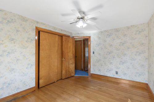 1 Cole St, Salem NH  03079-3931 exterior