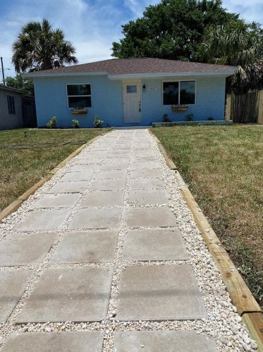 4127 4th Ave, Saint Petersburg, FL 33711-1511