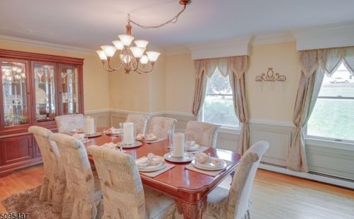 25 Martingale Dr, Wantage NJ  07461-2857 exterior