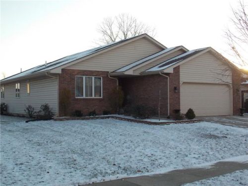 1827 Shawnee Dr, Sidney, OH 45365-3502