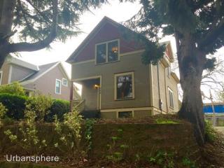 246 Fremont St, Portland OR  97212-2032 exterior