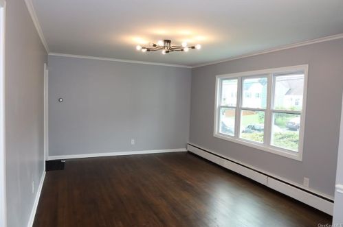 281 Madison Ave, Rye Brook NY  10573-2729 exterior