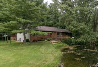 817 Brookwood Cir, Oneida, WI 54155-9135