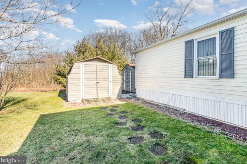 86 Vasilios Dr, Carlisle PA  17015-9012 exterior