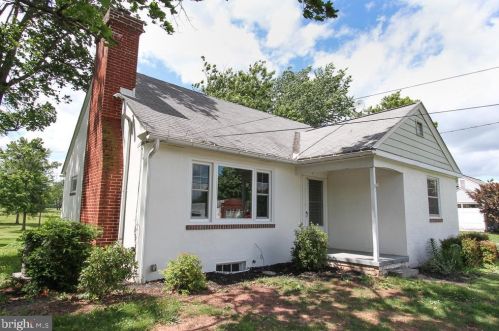 65 Merkel Rd, Gilbertsville, PA 19525-9541