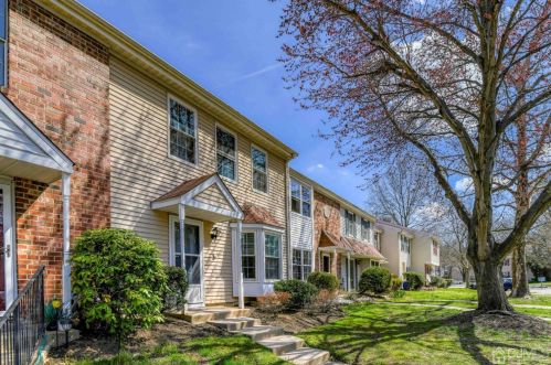 81 Morgan Pl, East Brunswick, NJ 08816-5007
