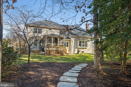 3211 Winter Sun Ter, Herndon VA  20171-1939 exterior