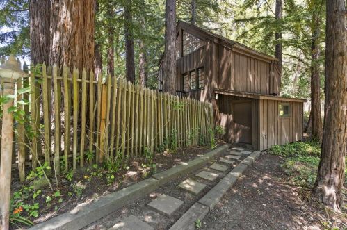 170 Josselyn Ln, Redwood City CA  94062-3610 exterior