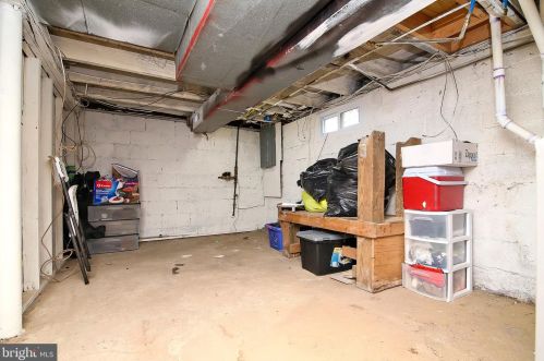 335 Washington St, West Deptford NJ  08066-1083 exterior